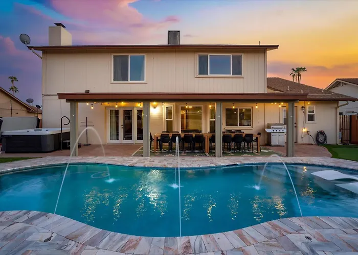 Slide Into Fun Pool Games Fire Pit Sport Court Ferienhaus *