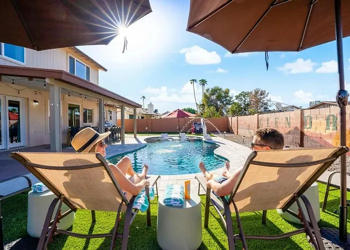 Slide Into Fun Pool Games Fire Pit Sport Court Ferienhaus
